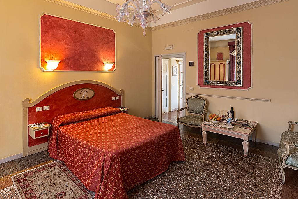 Antica Residenza D'Azeglio Room&Breakfast Di Charme Болонья Екстер'єр фото