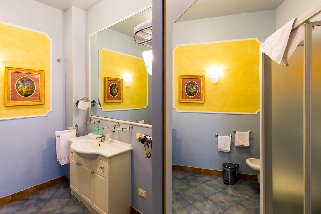 Antica Residenza D'Azeglio Room&Breakfast Di Charme Болонья Екстер'єр фото