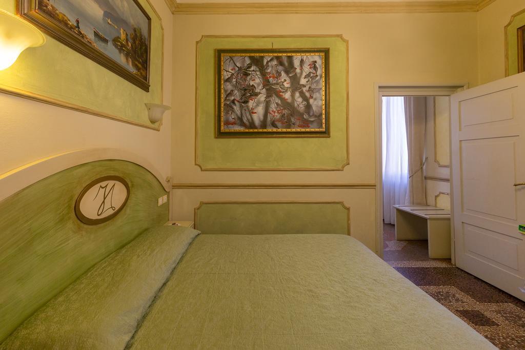Antica Residenza D'Azeglio Room&Breakfast Di Charme Болонья Екстер'єр фото