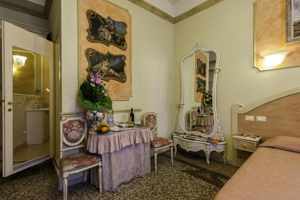 Antica Residenza D'Azeglio Room&Breakfast Di Charme Болонья Екстер'єр фото